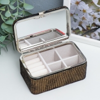 Шкатулка кожзам для украшений "Мелкие квадратики. Шоколад" 6х7х12 см Шкатулка кожзам для украшений "Мелкие квадратики. Шоколад" 6х7х12 см