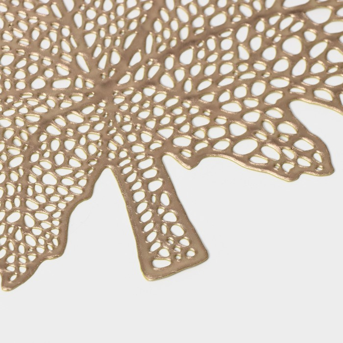 Салфетки сервировочные на стол Доляна &laquo;Кленовый лист&raquo;, 4 шт, d=38 см, цвет золотой