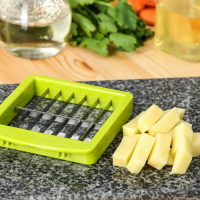 Овощерезка - шинковка со сменными насадками и контейнером Доляна, 6 насадок, 14×12,5×38,1 см, цвет белый, зелёный Овощерезка - шинковка со сменными насадками и контейнером Доляна, 6 насадок, 14×12,5×38,1 см, цвет белый, зелёный