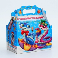 Новый год. Подарочная коробка Новогодняя Ларец простой "Змейки" с анимацией 20 х 12 х 17 см. Новый год. Подарочная коробка Новогодняя Ларец простой "Змейки" с анимацией 20 х 12 х 17 см.