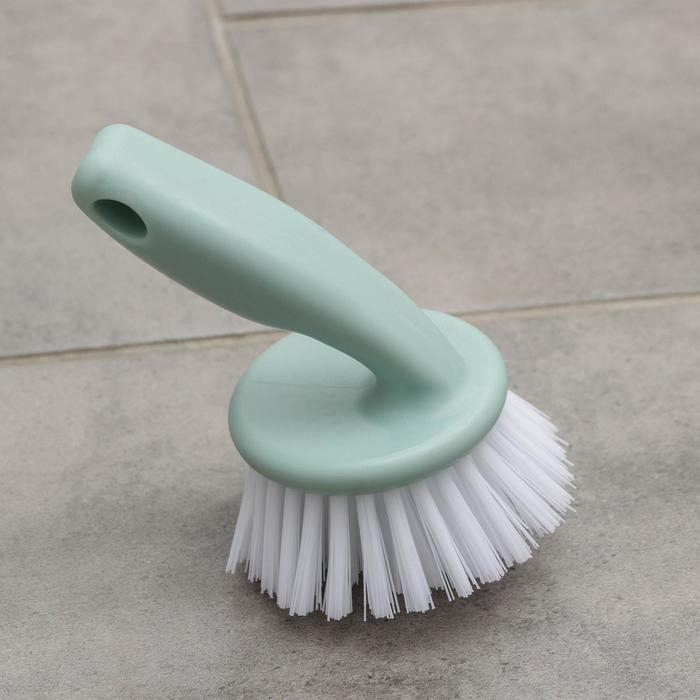 Щётки для уборки, набор из 5 предметов: совок, 3 щётки, водосгон, цвет МИКС Щётки для уборки, набор из 5 предметов: совок, 3 щётки, водосгон, цвет МИКС