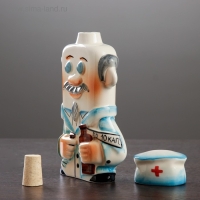 Штоф фарфоровый &laquo;Врач&raquo;, 0.35 л, в упаковке книге