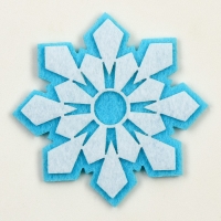 Новый год! Набор фетровых деталей для декора &laquo;Снежинки&raquo; набор 3 шт., размер 1 шт. &mdash; 7,5 см, двусторонний скотч