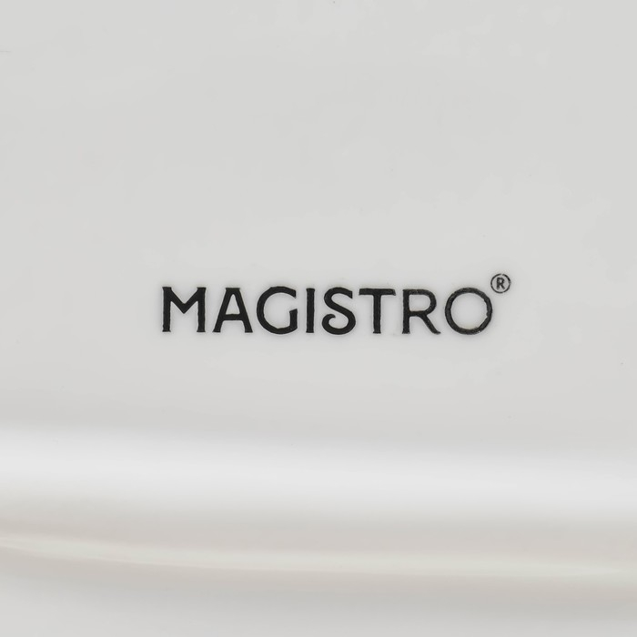 Блюдо фарфоровое Magistro &laquo;Рыбка&raquo;, 35&times;16,5&times;3 см, цвет белый