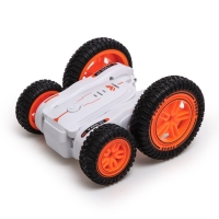 Перевёртыш радиоуправляемый &laquo;Вращение&raquo;, работает от аккумулятора, цвет белый