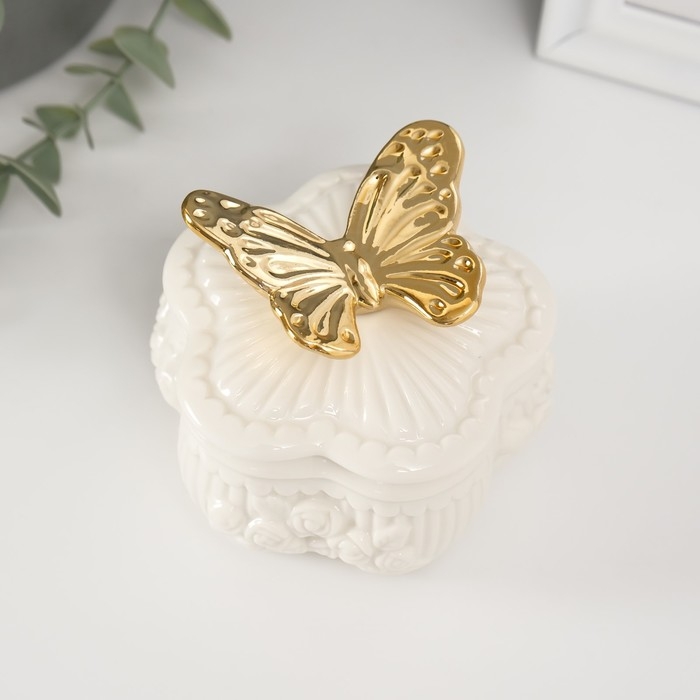 Шкатулка керамика Шкатулка керамика "Бабочка на цветке прованс" белая 8,5х8,5х8 см