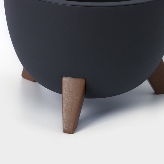 Кашпо на ножках «Флориан», 4,2 л, d=25 см, h=18,5 см, цвет графитовый Кашпо на ножках «Флориан», 4,2 л, d=25 см, h=18,5 см, цвет графитовый