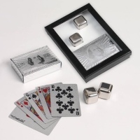 Подарочный набор "100 $": карты и 2 кубика для виски Подарочный набор "100 $": карты и 2 кубика для виски