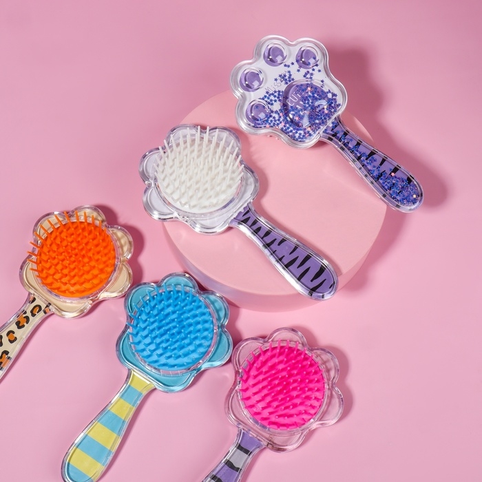 Расчёска - шейкер, 8 × 15,6 см, рисунок МИКС Расчёска - шейкер, 8 × 15,6 см, рисунок МИКС