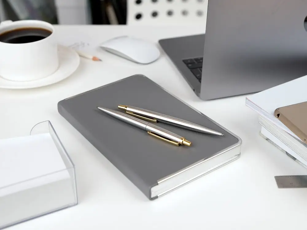 Карандаш механический Poetica, золотистый