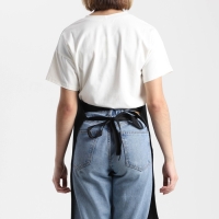 Фартук мастера &laquo;Красота - моя религия&raquo; прорезиненный с карманами