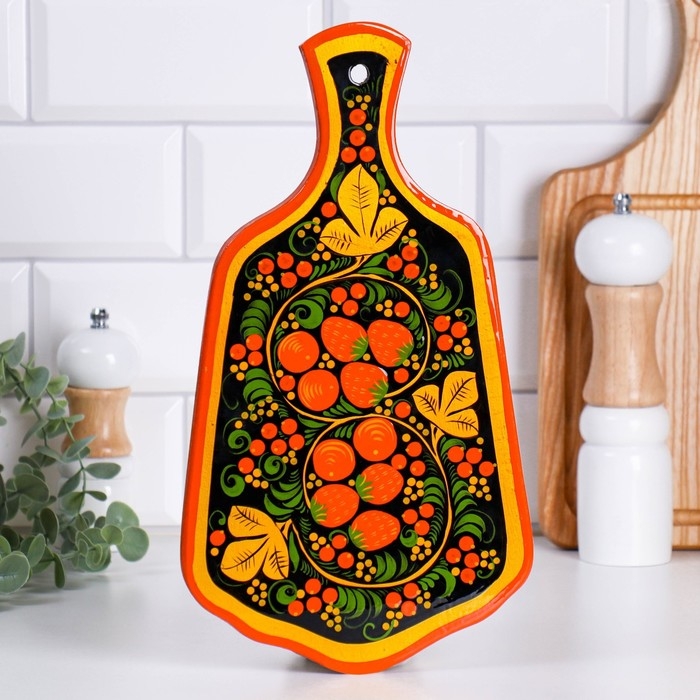 Доска разделочная &laquo;Ягодка&raquo;, микс, хохлома