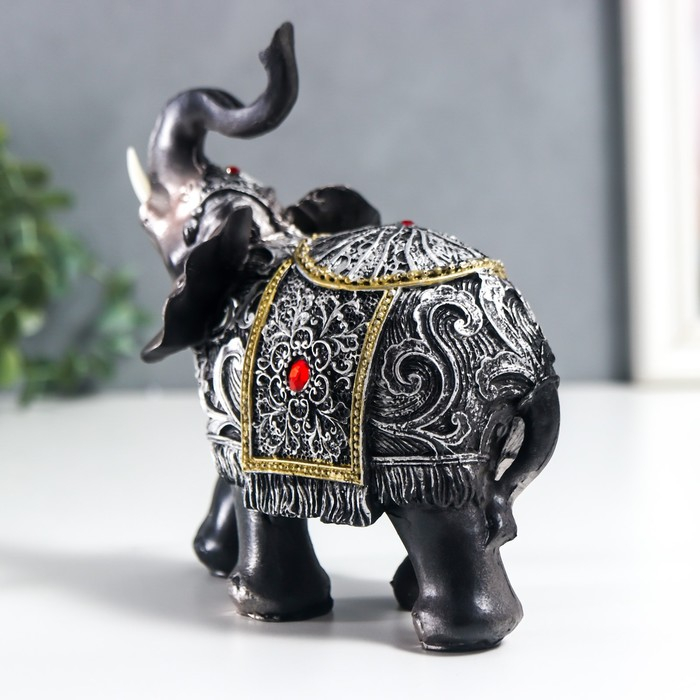 Сувенир полистоун "Слон серебристый в попоне с узорами и стразой"МИКС 15х14х7 см