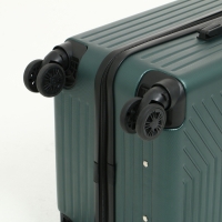 Чемодан средний 78 л (M), отдел на молнии, 4 колеса, цвет зелёный Чемодан средний 78 л (M), отдел на молнии, 4 колеса, цвет зелёный