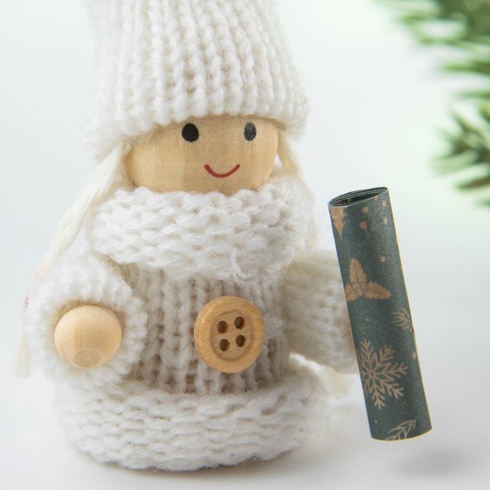 Ёлочная игрушка новогодняя новогодняя &laquo;Новый год: Радости и тепла!&raquo;,   7 см х 6 см х 3 см