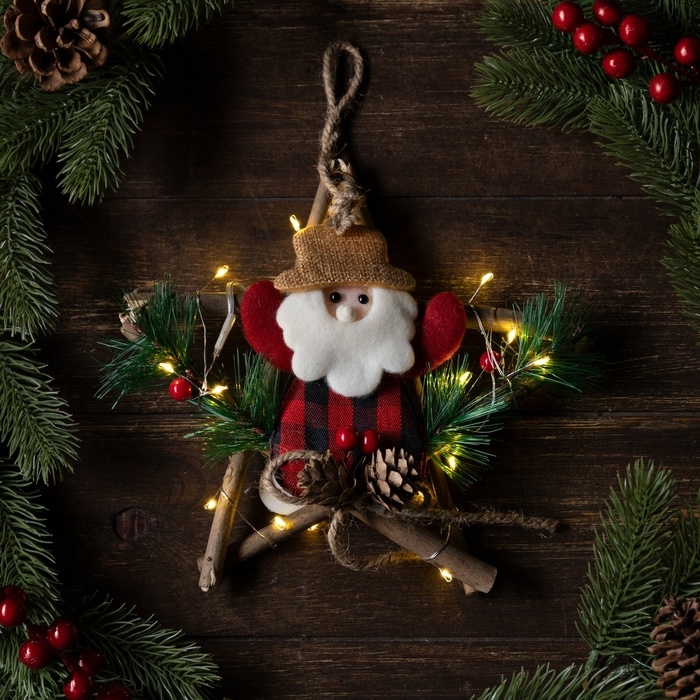 Светодиодная фигура &laquo;Звезда с Дедом Морозом&raquo; 19 см, пластик, батарейки CR2032х2 (в комплекте), свечение тёплое белое