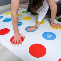 Настольная подвижная игра «Твист-р. Командный турнир», 14+ Настольная подвижная игра «Твист-р. Командный турнир», 14+