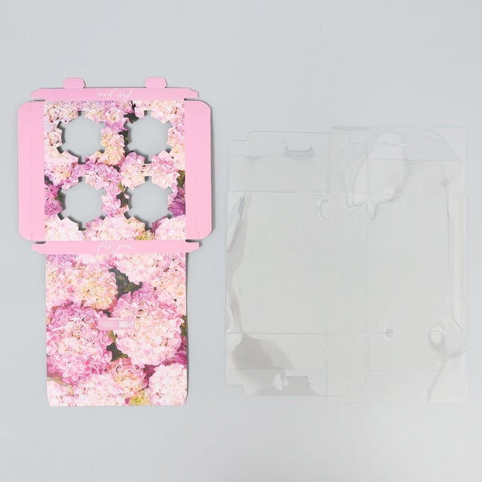 Коробка для капкейка, кондитерская упаковка, 4 ячейки, «Гортензии», золото, 16 х 16 х 11.5 см Коробка для капкейка, кондитерская упаковка, 4 ячейки, «Гортензии», золото, 16 х 16 х 11.5 см