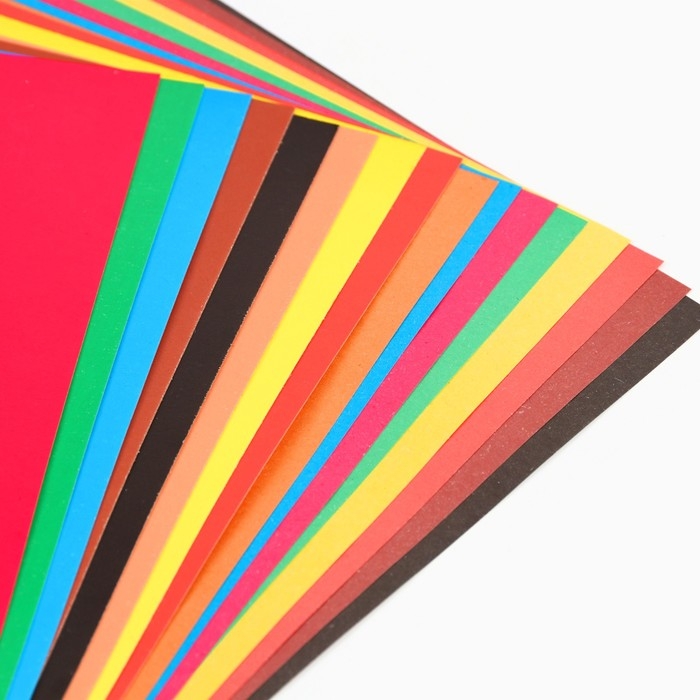 Набор &laquo;Принцессы&raquo; А4: 8 листов цветного одностороннего мелованного картона, 8 листов цветной двусторонней бумаги