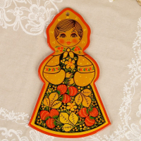 Доска разделочная &laquo;Девочка&raquo;, 25&times;34 см, хохлома