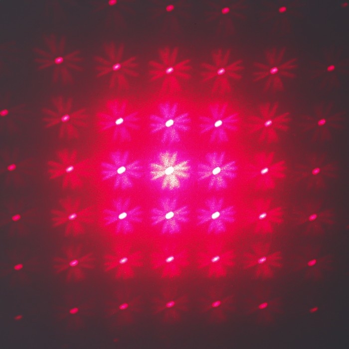 Указка лазерная 12 + 1 насадки от USB 10х14,5 см Указка лазерная 12 + 1 насадки от USB 10х14,5 см