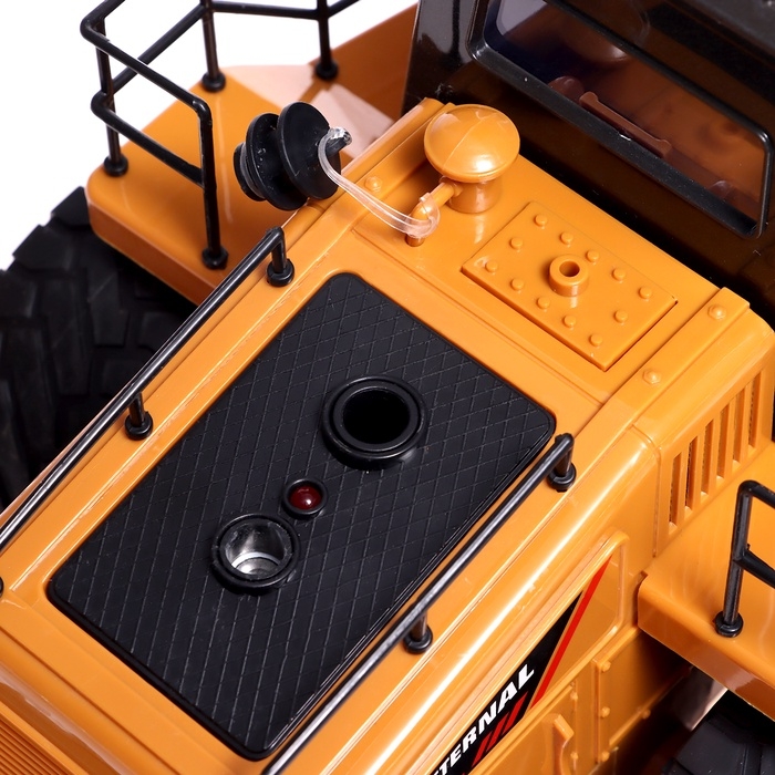 Машинка радиоуправляемая &laquo;Стройка&raquo;, погрузчик, аккумулятор, световые, звуковые и дымовые эффекты