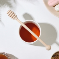 Ложка деревянная для меда из алтайской березы, 20 см