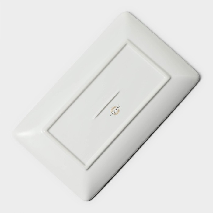 Блюдо фарфоровое сервировочное Magistro Hypnose, 27×16,5×2 см Блюдо фарфоровое сервировочное Magistro Hypnose, 27×16,5×2 см