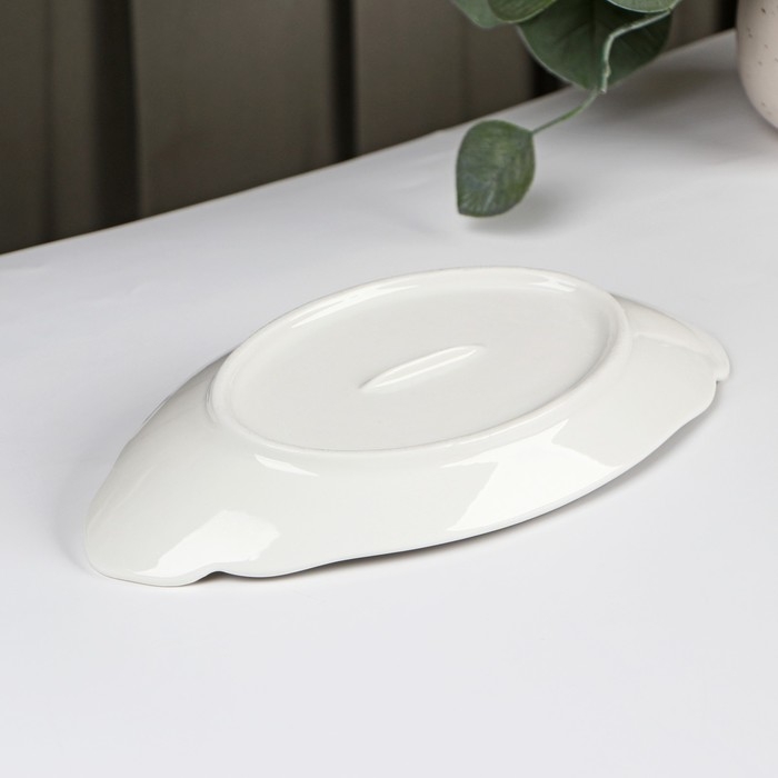 Блюдо керамическое сервировочное овальное «Луиза», 22,5×11,5 см, цвет белый Блюдо керамическое сервировочное овальное «Луиза», 22,5×11,5 см, цвет белый