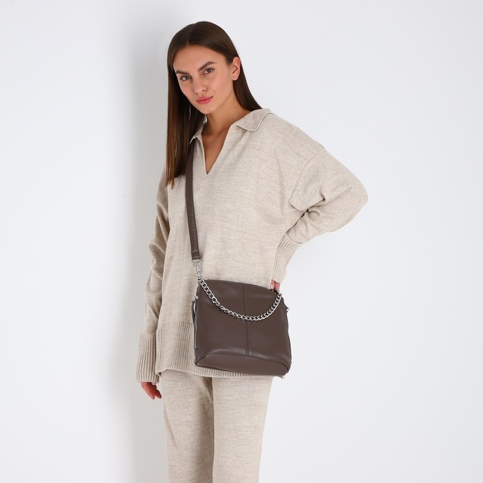 Сумка-мешок на молнии, цвет коричневый Сумка-мешок на молнии, цвет коричневый