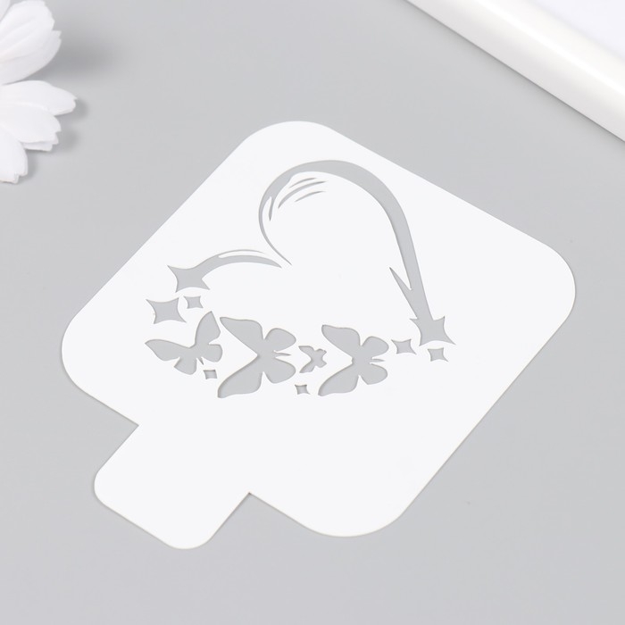 Трафарет "Сердечко" 9х9 см