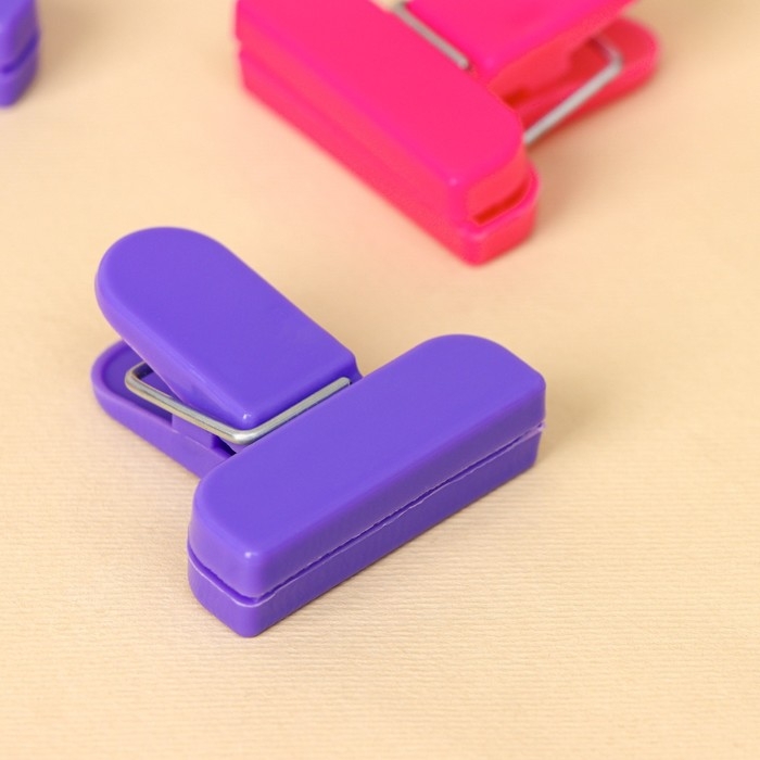 Набор зажимов для пакетов, 4×1,7 см, 4 шт, цвет МИКС Набор зажимов для пакетов, 4×1,7 см, 4 шт, цвет МИКС