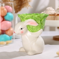 Подставка для яйца Доляна &laquo;Зайка в капусте&raquo;, 14,5&times;12&times;15,3 см, цвет белый