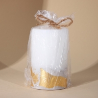 Свеча интерьерная белая с бетоном с поталью, 9,5 х 6 см