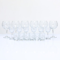 Мини-бар "Весна" барная стойка, 6 фужеров/рюмок/стопок Мини-бар "Весна" барная стойка, 6 фужеров/рюмок/стопок