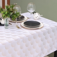 Новый год. Скатерть Этель с тиснением 100*140 &plusmn;5 см, 100% п/э, 120гр/м2