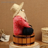 Оберег - домовой "Берендей в шляпе, сидит на бочке", h = 30 см, d = 19, микс Оберег - домовой "Берендей в шляпе, сидит на бочке", h = 30 см, d = 19, микс