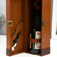 Шкатулка дерево, кожзам под бутылку "Виноделие" открывашка 34,5х11,5х12 см Шкатулка дерево, кожзам под бутылку "Виноделие" открывашка 34,5х11,5х12 см