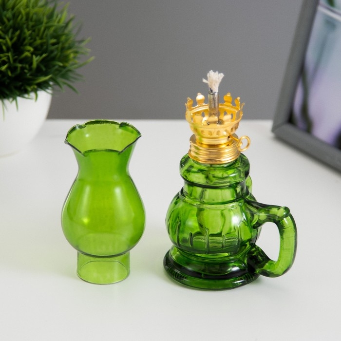 Керосиновая лампа зеленый с ручкой 8х6х20 см Керосиновая лампа зеленый с ручкой 8х6х20 см