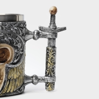 Кружка из нержавеющей стали &laquo;Череп с мечом. Хэллоуин&raquo;, 400 мл, цвет серебристый