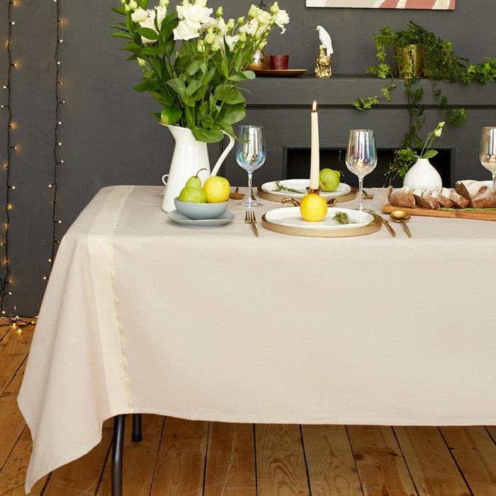 Скатерть "Этель" 110х165 см &plusmn; 5см, цвет кофейный с золотой нитью, 100% хлопок, 163 г/м2