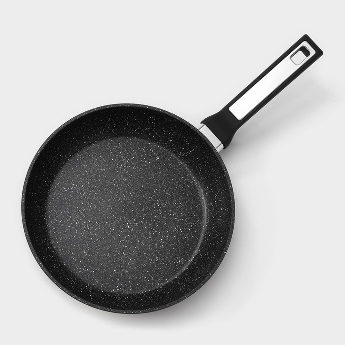 Сковорода Magistro Terra, d=28 см, съёмная ручка soft-touch, антипригарное покрытие, индукция, цвет оранжевый Сковорода Magistro Terra, d=28 см, съёмная ручка soft-touch, антипригарное покрытие, индукция, цвет оранжевый