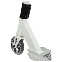 Самокат трюковой GRAFFITI Eccentric 24, колёса PU 110 мм, HIC компрессия, ABEC 9 Chrome, цвет белый