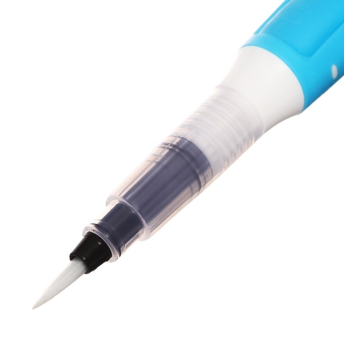 Кисть синтетическая, с резервуаром, с цветным держателем Кисть синтетическая, с резервуаром, с цветным держателем