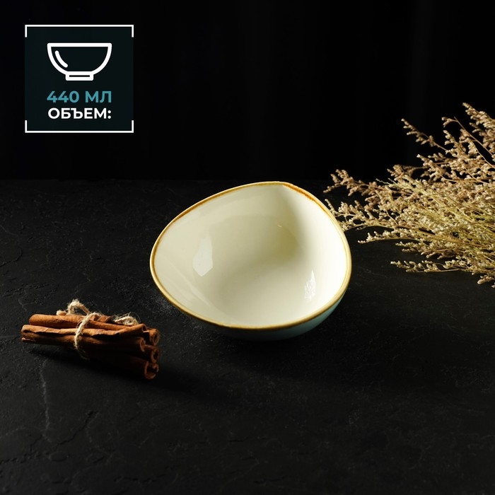 Салатник фарфоровый Magistro &laquo;Церера&raquo;, 440 мл, 15,5&times;13,4 см, цвет голубой