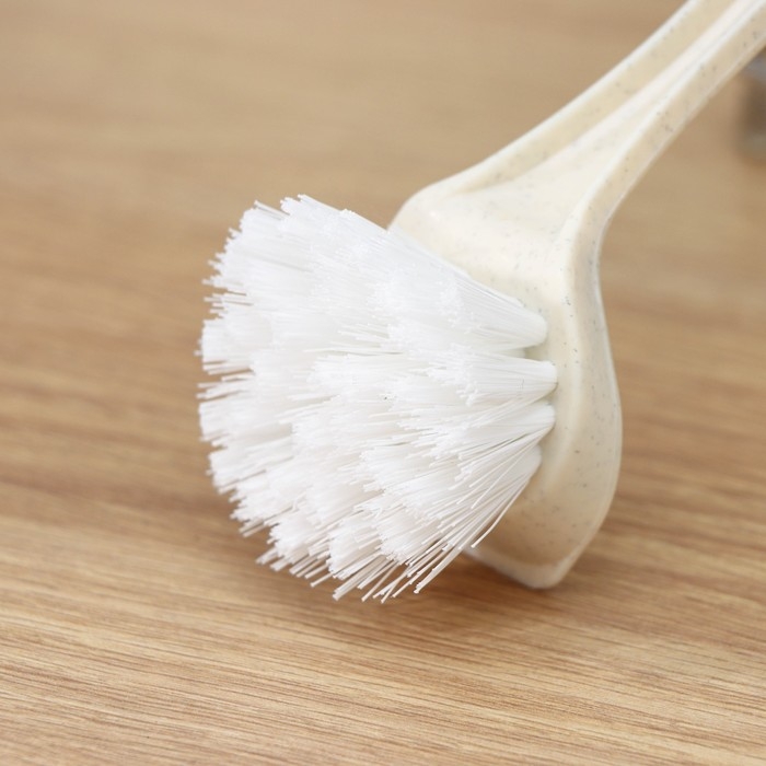 Щётка для посуды с прямой ручкой Malta, 5&times;5&times;23 см, цвет бежевый