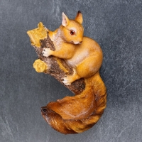 Подвесной декор "Белка на ветке" 26х21х12см Подвесной декор "Белка на ветке" 26х21х12см