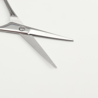 Ножницы парикмахерские с упором, лезвие &mdash; 4,5 см, цвет серебристый
