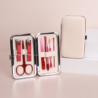 Набор маникюрный, 7 предметов, в футляре, цвет бежевый Набор маникюрный, 7 предметов, в футляре, цвет бежевый