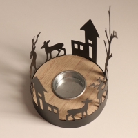 Подсвечник металл, дерево на 1 свечу "Домики и олени" d=4 см 10х10х13,8 см Подсвечник металл, дерево на 1 свечу "Домики и олени" d=4 см 10х10х13,8 см